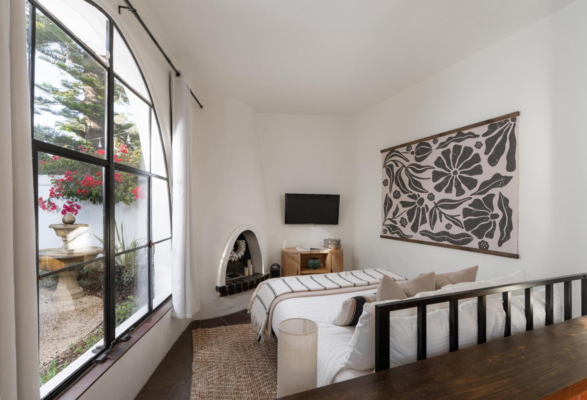 Casa Blanca A1 - New, Private, Cozy! *